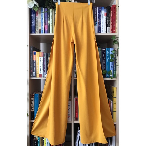 60's 70's Yellow High Waisted Pant NWOT - Picture 2 of 4